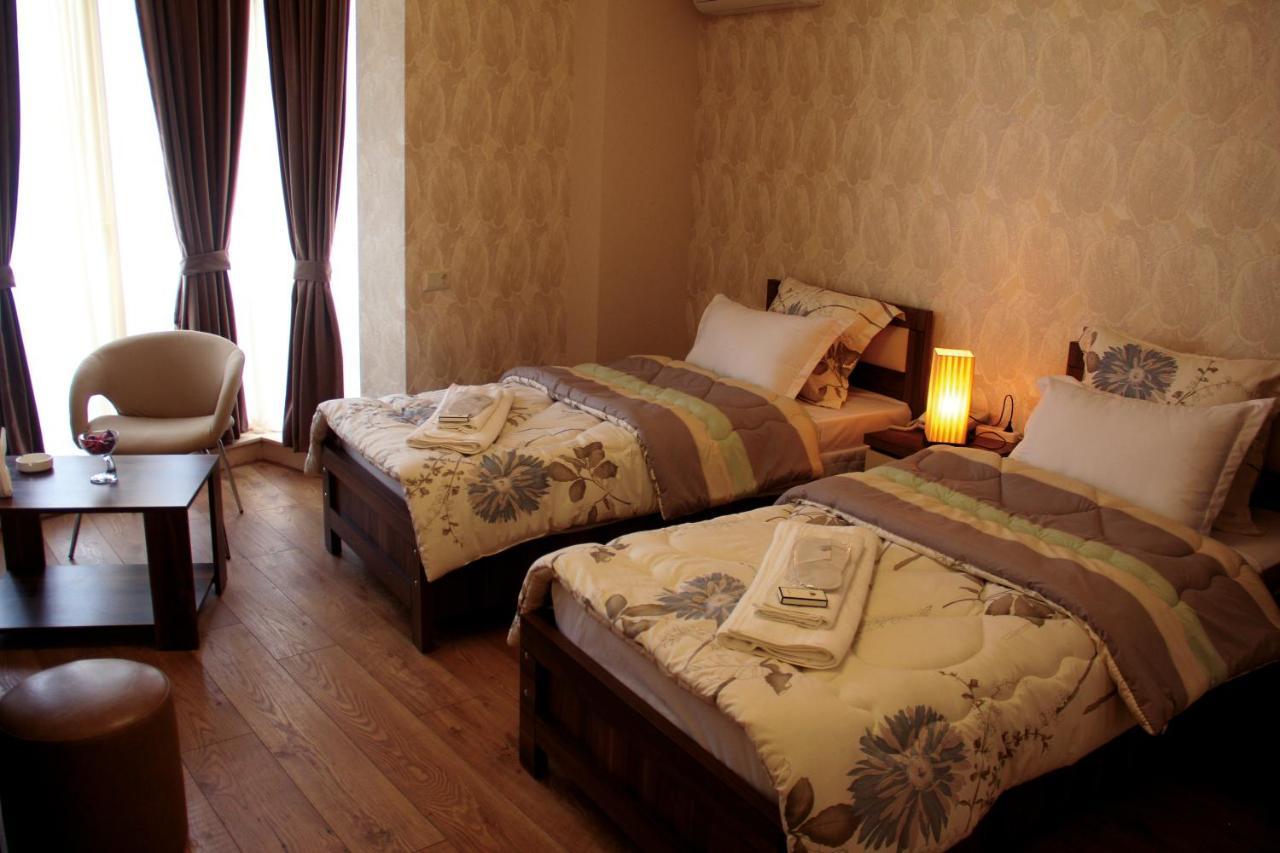 Moon Light Hotel Tbilisi Exterior photo