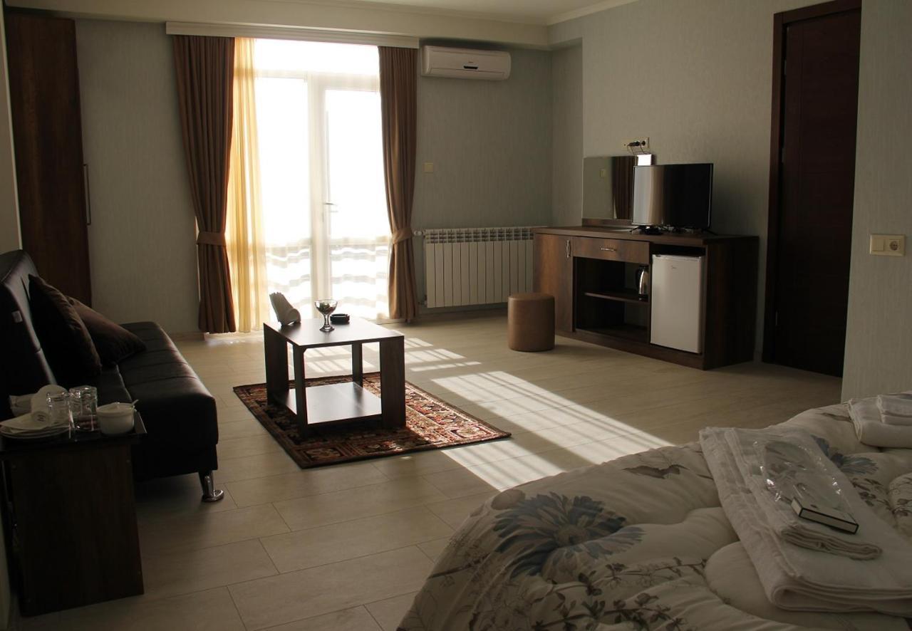 Moon Light Hotel Tbilisi Exterior photo